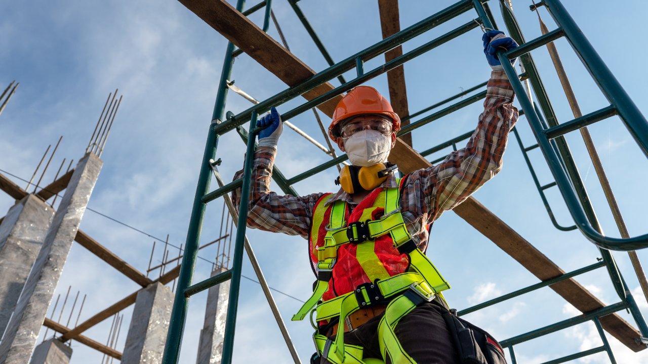 Top 9 Essential Tools for Scaffolding: Ensuring Efficiency and