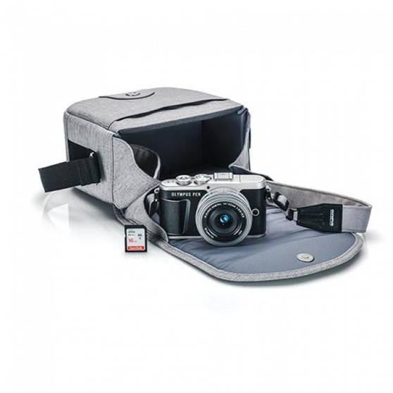 OLYMPUS E-PL9 BLACK BODY WITH 14-42 IIR LENS KIT (V205092BU010)