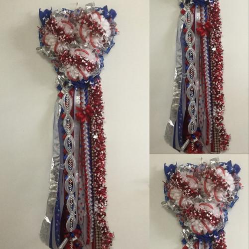 Triple Heart Shaped Homecoming Mum by Enchanted Florist, your homecoming mums headquarters.
This mum will come with 1 boa, 1 metallic chain, and 1 military braid. Trinkets on this mum will vary according to availability. HCM149