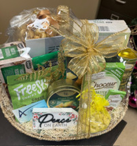 White & Green Holiday Gift Baskets  White & Green Holiday Gift Baskets