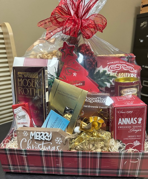 Red Holiday Gift Baskets  Red Holiday Gift Baskets