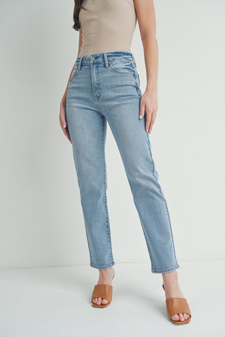 Get it Straight | Straight Leg Jeans 
