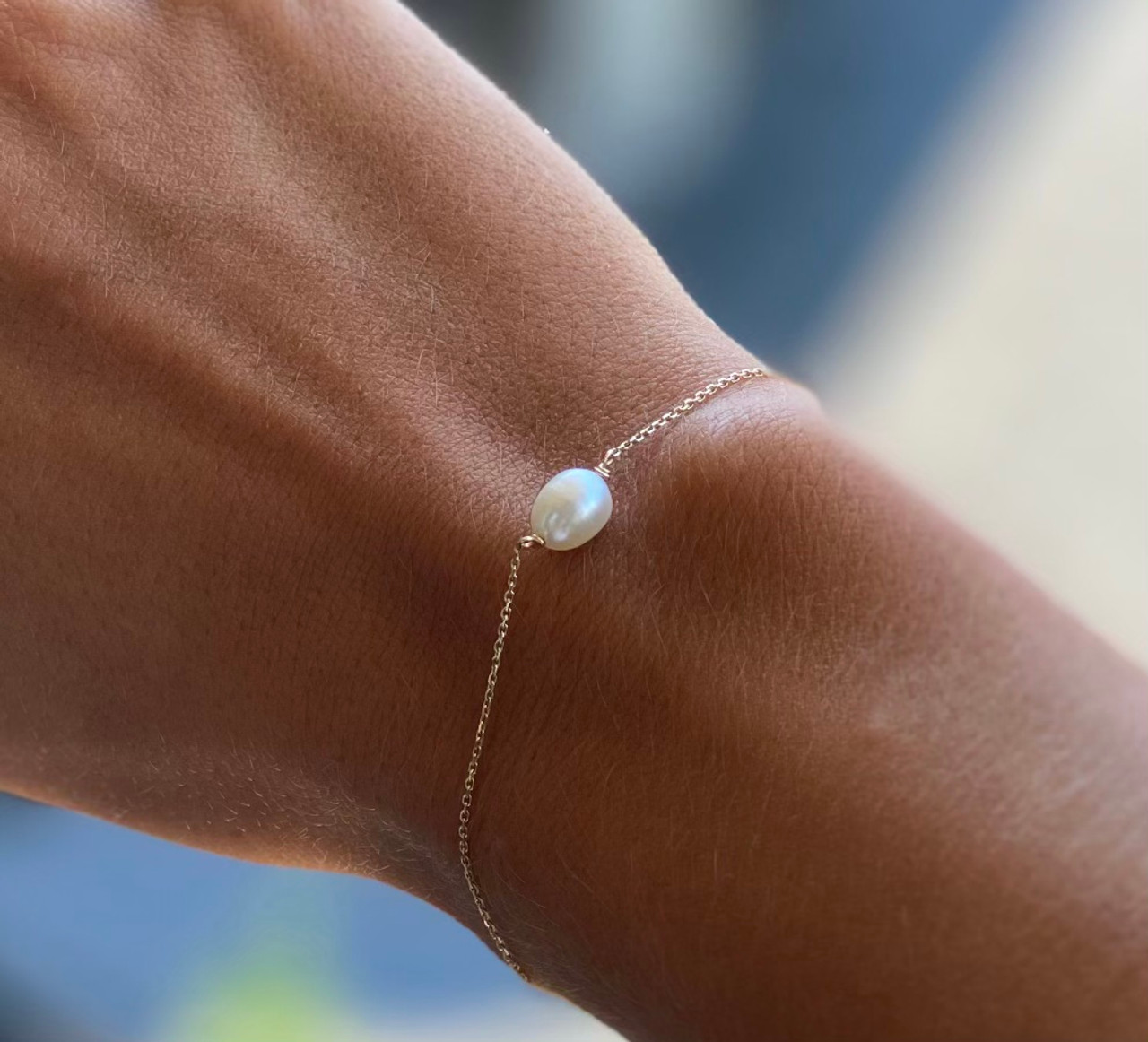 Single Pearl Bracelet