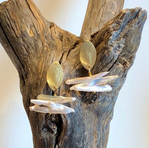 Gold Post + Pearl Spikes