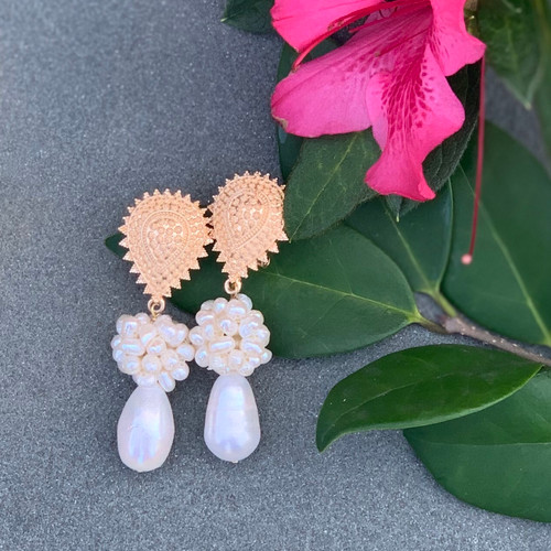 Ornate Gold Post + PeRl Flower Ball + Pearl Drop