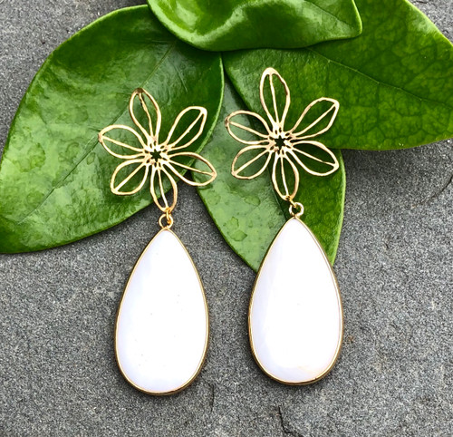 Gold Open Flower + White Teardrop 