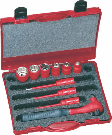 INR1598002