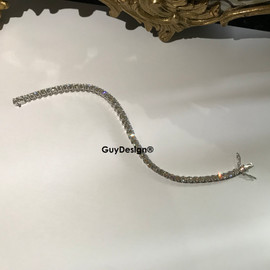 85 18k White Gold Diamond Bracelet 7.9" or 20.15 cm. Bespoke Length