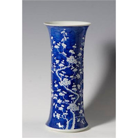 Blue and White Decorative Porcelain Umbrella Vase - 20 Inches Tall