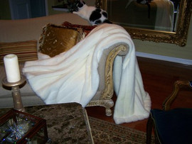 Winter White Mink Faux Fur Throw - Natural look & Luxuriously Soft - Large 58" X 59", 521