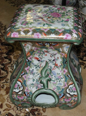 Nature Scene Gold Rose Medallion - Luxury Handmade Reproduction Chinese Porcelain - 15 Inch Garden Seat - Stool Style E103