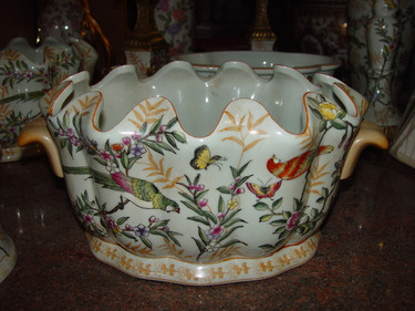 Fleurit Oiseaux et les Papillons - Luxury Handmade Chinese Porcelain - 16 Inch Scalloped Rim Foot Bath | Centerpiece Planter - Style C591