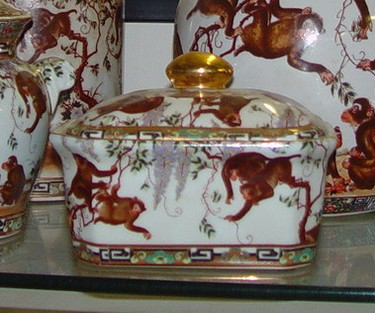 Merry Monkeys, Luxury Handmade Reproduction Chinese Porcelain, 7 Inch Decorative Box | Container, Style 77