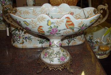 Fleurit Oiseaux et les Papillons - Luxury Handmade Chinese Porcelain and Gilt Brass Ormolu - 19 Inch Footed Flower Bowl | Centerpiece - Style B358