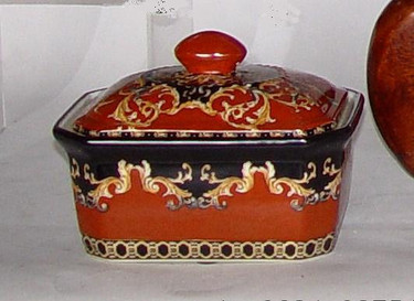 Imperial Red and Ebony Black, Luxury Handmade Reproduction Chinese Porcelain, 7 Inch Decorative Container, Style 77