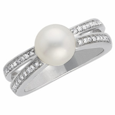 White Freshwater Round Cultured Pearl & Gold - Diamond Ring 992 .TS. 64178