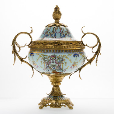 Lyvrich d'Elegance, Porcelain and Gilded d'oro Brass | بالوان جميلة على البيت الابيض | Covered Jar | Urn Centerpiece | 18.91t X 16.74w X 11.03d | 6419