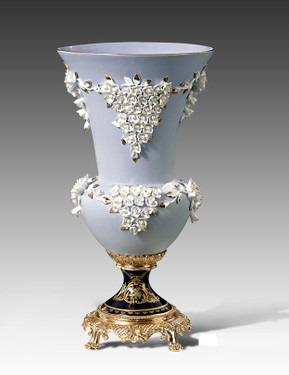 Lyvrich - Collection: Fine Porcelain Flowers - NI 6564