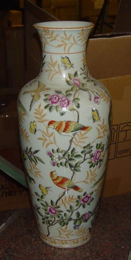 Fleurit Oiseaux et les Papillons - Luxury Hand Painted Chinese Porcelain - 18.5t x 7d Mantle Vase, Jardiniere - Style 569