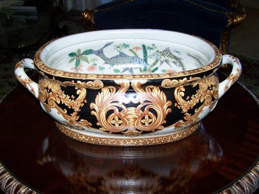 Ebony Black and Gold Acanthus - Luxury Handmade and Painted Reproduction Chinese Porcelain - 12 Inch Footbath, Planter, Centerpiece Style 951