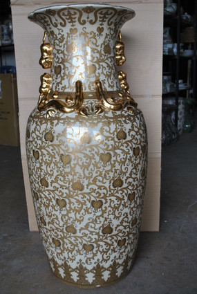 Ivory and Gold Lotus Scroll - Luxury Hand Painted Reproduction Chinese Porcelain - 36 Inch Palace Vase | Jardiniere Style C79