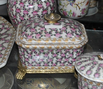 Pink Roses and Green Lattice, Luxury Handmade Chinese Porcelain and Gilt Brass Ormolu, 7 Inch Decorative Box | Container, Style 77B