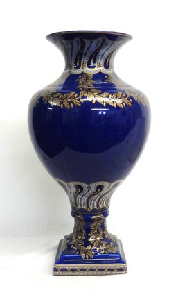 A Cobalt Blue feuilles de laurier Paisley moderne - Luxury Handmade Reproduction Chinese Porcelain - 17 Inch Flower | Mantel Vase - Style 66B