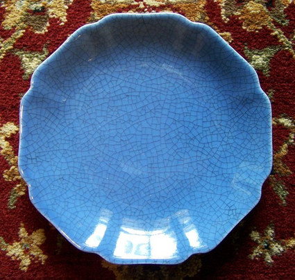 Medium Blue Decorator Crackle - Luxury Chinese Porcelain Pattern