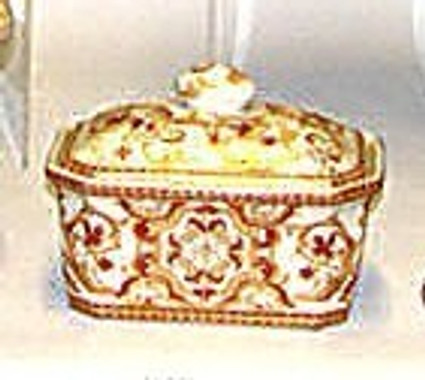 Burgundy Medallion and Gold - Luxury Handmade and Painted Reproduction Chinese Porcelain - 7 Inch Decorative Container - Style 77 Burgundy Medallion and Gold - Luxury Handmade and Painted Reproduction Chinese Porcelain - 7 Inch Decorative Container - Style 77
