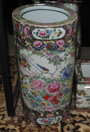 Nature Scene Gold Rose Medallion - Luxury Handmade and Painted Reproduction Chinese Porcelain - 24 Inch Umbrella Vase, Stand - Style 61