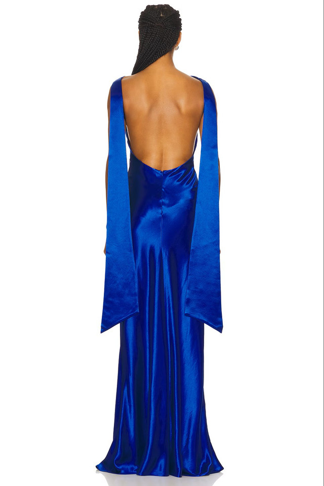 Régine Gown