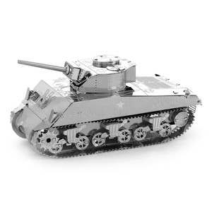 METAL EARTH SHERMAN TANK