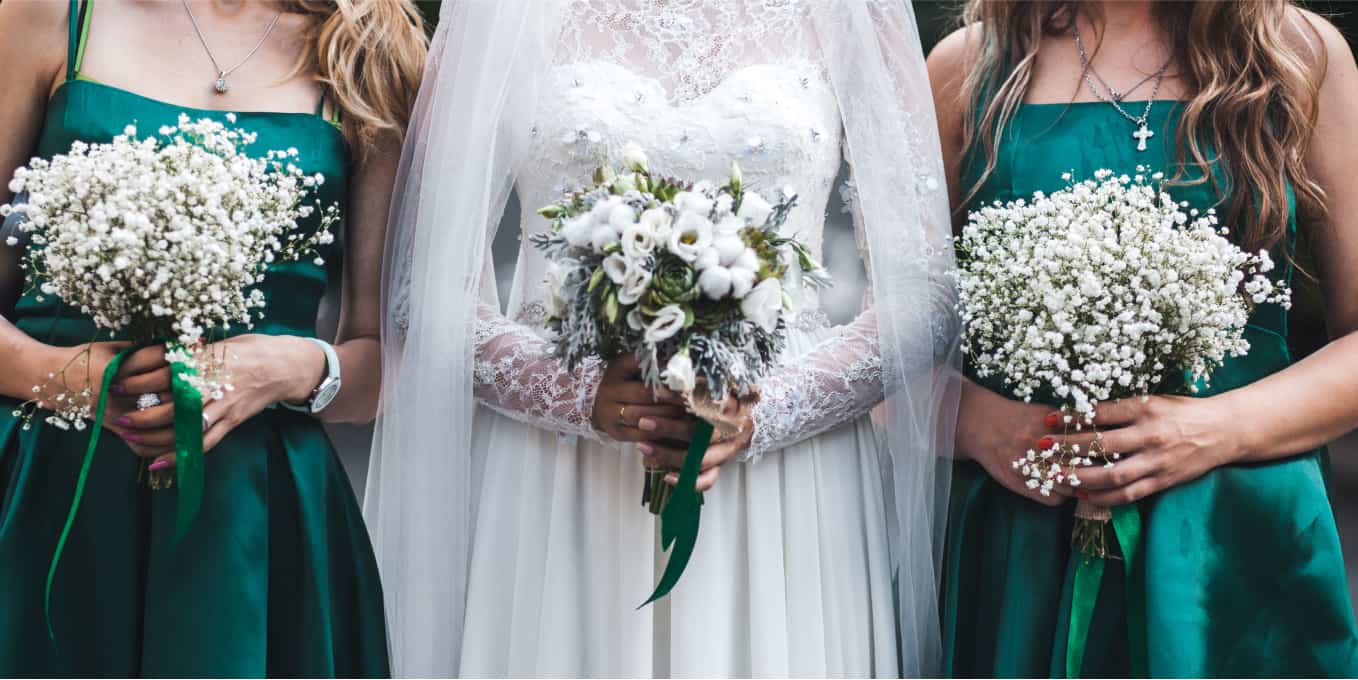 Green Bridesmaids Dress As An Original Look For A Wedding