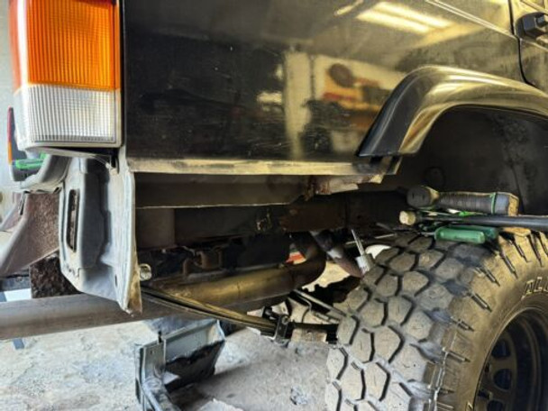 Lh Rh 1984-2001 Jeep Cherokee XJ Quarter Panel Lower Rear Sections Sold as a Pair