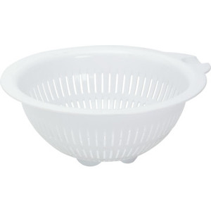 Plastic 5 Quart Colander