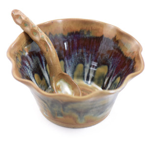 Tuscan Farmhouse Collection: Fluted Stoneware Bowl with Spoon