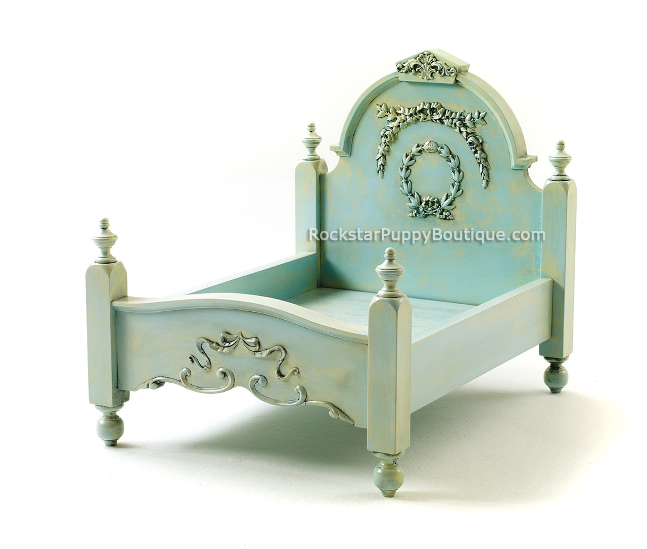 Shabby chic deals dog bed