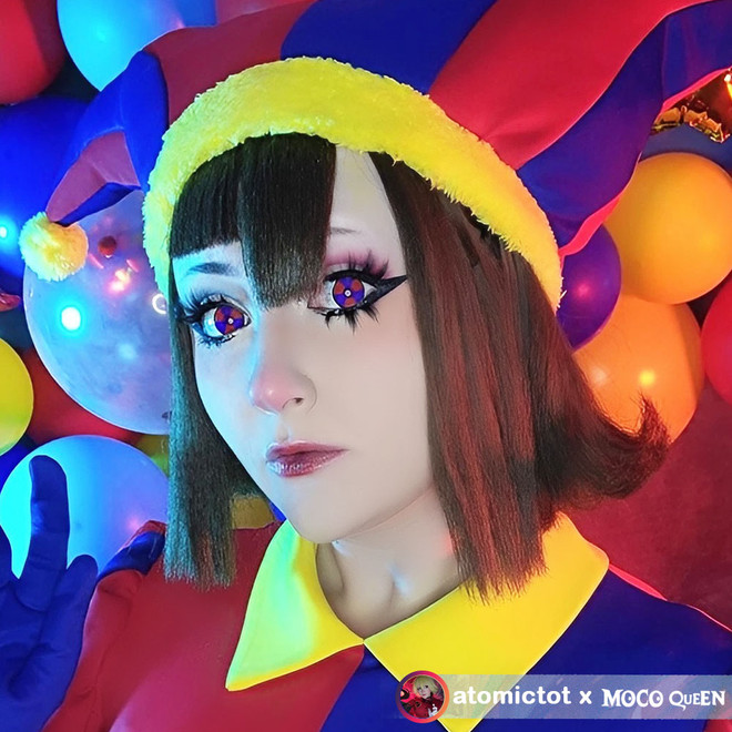 Digital Circus Jester Pomni Red Costume Contacts | MocoQueen