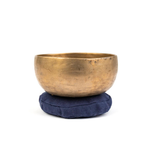 4.25" G#/D Note Antique Himalayan Singing Bowl #g2951125