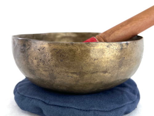 6.5" A/D Note Antique Himalayan Singing Bowl #a5500622