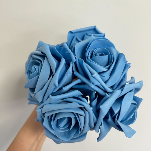 Bunch of 5 China Blue Foam Open Tea Rose Bunch of 5 China Blue Foam Open Tea Rose