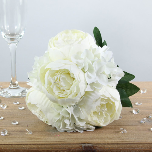 Arundel Romance Bouquet Ivory (28cm)