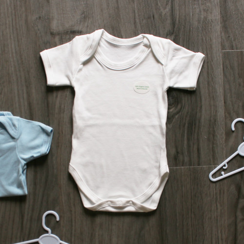 White Short Sleeve Unbranded Cotton Bodysuit (6-12 Months)