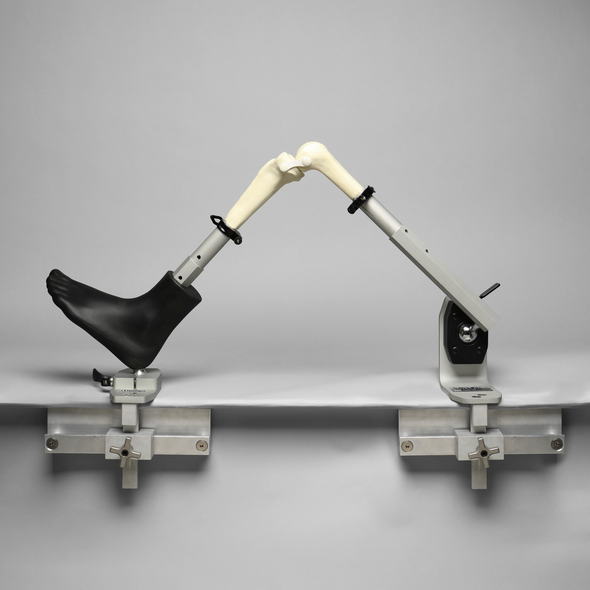 Converge™ Knee System - Bed Rail Mounted