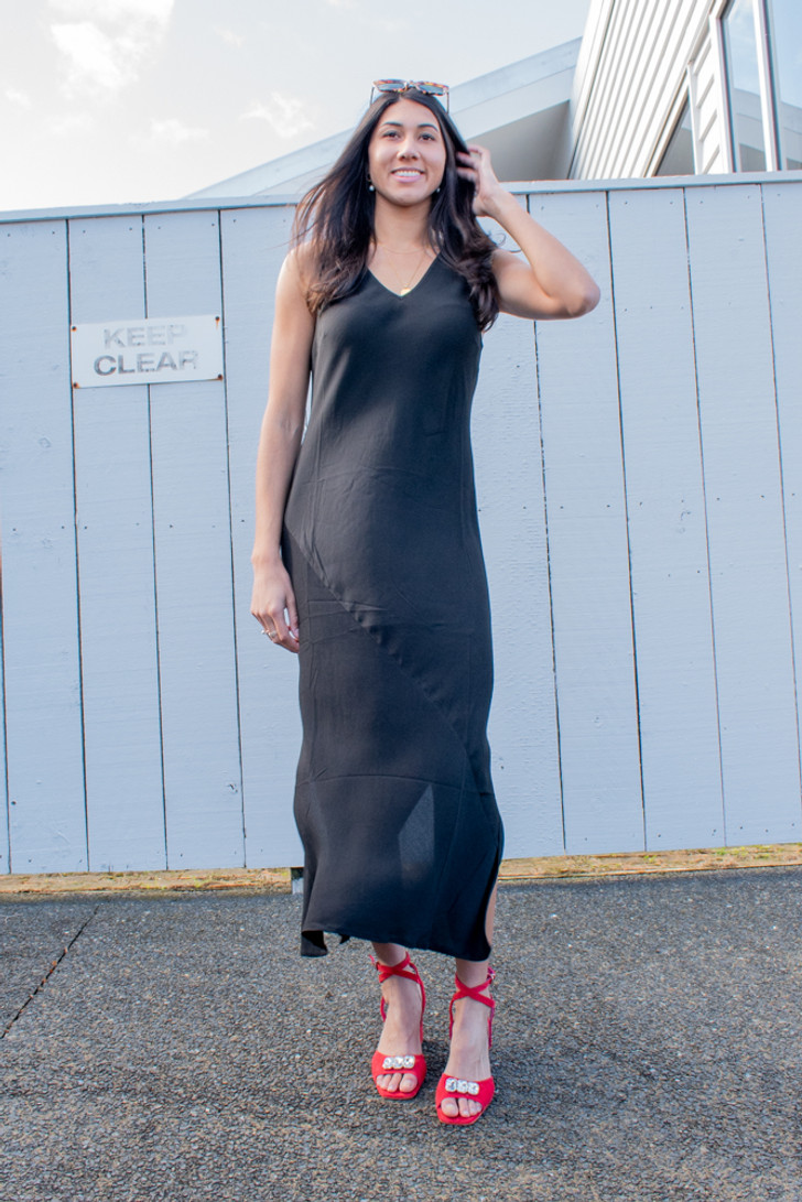 Staple+Cloth Lizzie Dress Black outside arm up