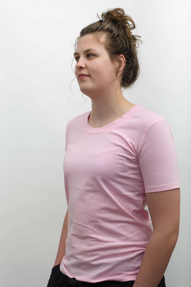 Tall woman wearing Redwood Clothing Ava SS Tee in Pink front