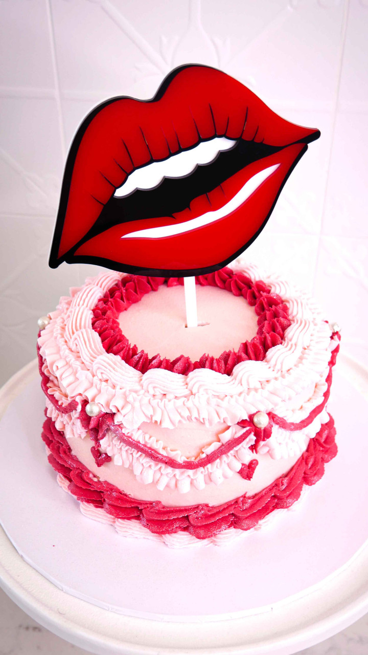 Lip Smacking Photo Cake | Winni.in