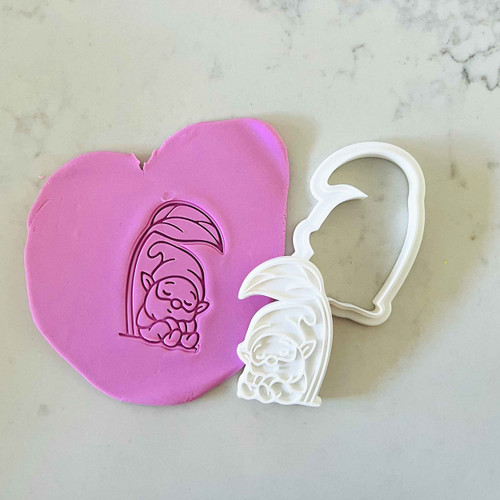 Sleeping gnome cookie stamp with cutter