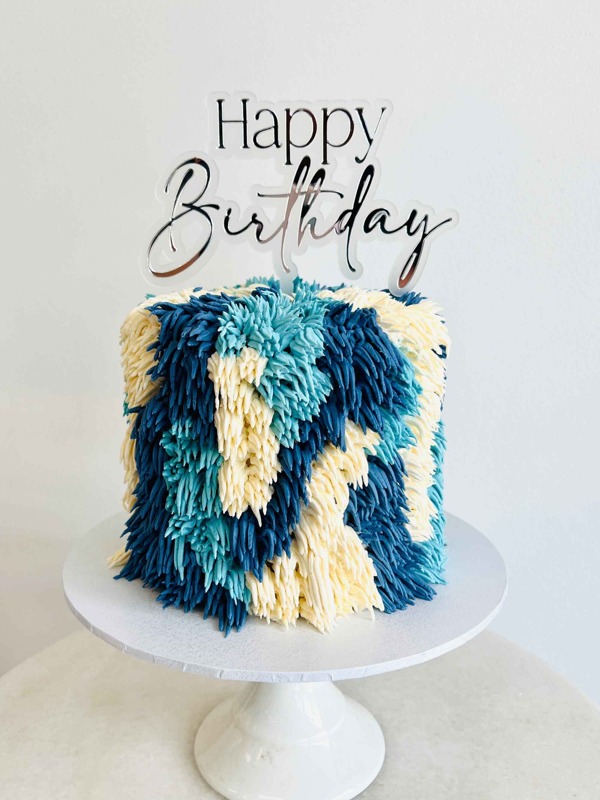 Danie Cakes - Shades of blue 21st birthday cake | Facebook